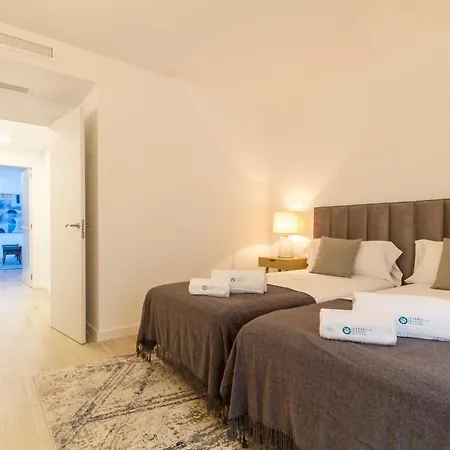 Banus - Harbour Seafront Apartment *