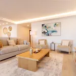Banus - Harbour Seafront Apartamento *