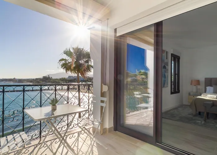Apartament Banus - Harbour Seafront