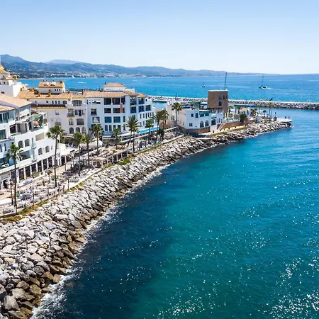 Banus -puerto Banus - Luxury Harbour Seafront - Brand New 3br - 3ba - Stunning Mediterranean Views - Outdoor Terrace - Colorful Sunsets - Bright Interiors - New Furniture - Steps From Marina & El Corte Ing Luxury Shopping Apartment Marbella