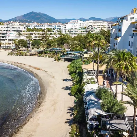 Banus -puerto Banus - Luxury Harbour Seafront - Brand New 3br - 3ba - Stunning Mediterranean Views - Outdoor Terrace - Colorful Sunsets - Bright Interiors - New Furniture - Steps From Marina & El Corte Ing Luxury Shopping * Marbella
