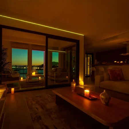 Banus -puerto Banus - Luxury Harbour Seafront - Brand New 3br - 3ba - Stunning Mediterranean Views - Outdoor Terrace - Colorful Sunsets - Bright Interiors - New Furniture - Steps From Marina & El Corte Ing Luxury Shopping