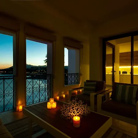 Banus -puerto Banus - Luxury Harbour Seafront - Brand New 3br - 3ba - Stunning Mediterranean Views - Outdoor Terrace - Colorful Sunsets - Bright Interiors - New Furniture - Steps From Marina & El Corte Ing Luxury Shopping Marbella