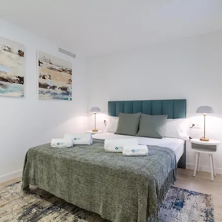 Banus -puerto Banus - Luxury Harbour Seafront - Brand New 3br - 3ba - Stunning Mediterranean Views - Outdoor Terrace - Colorful Sunsets - Bright Interiors - New Furniture - Steps From Marina & El Corte Ing Luxury Shopping Marbella