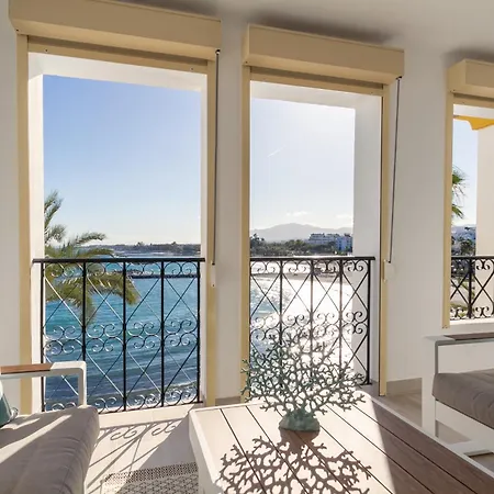 Banus -puerto Banus - Luxury Harbour Seafront - Brand New 3br - 3ba - Stunning Mediterranean Views - Outdoor Terrace - Colorful Sunsets - Bright Interiors - New Furniture - Steps From Marina & El Corte Ing Luxury Shopping *