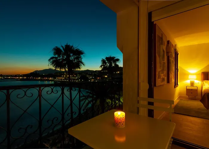 Banus - Harbour Seafront