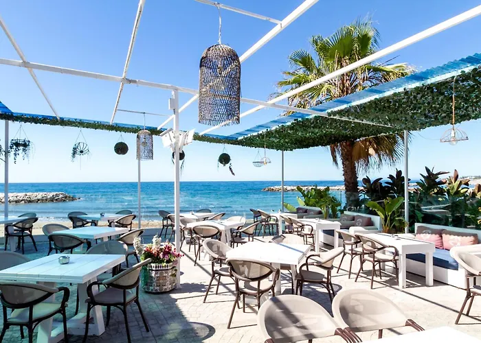 Banus - Harbour Seafront 公寓 马尔韦利亚
