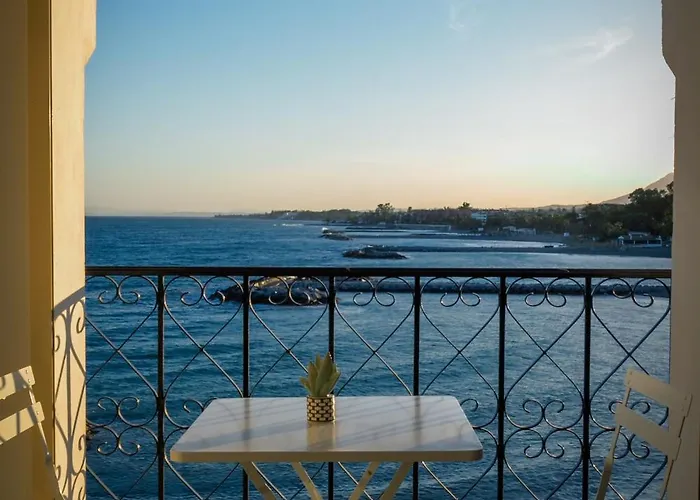 Banus - Harbour Seafront